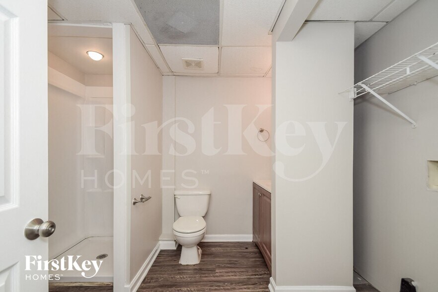 Building Photo - 4217 Park Cir