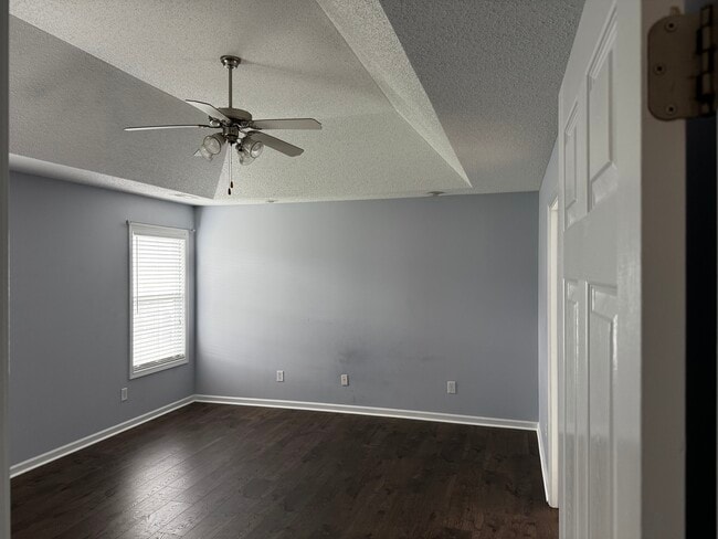 Building Photo - 806 Galloway Dr
