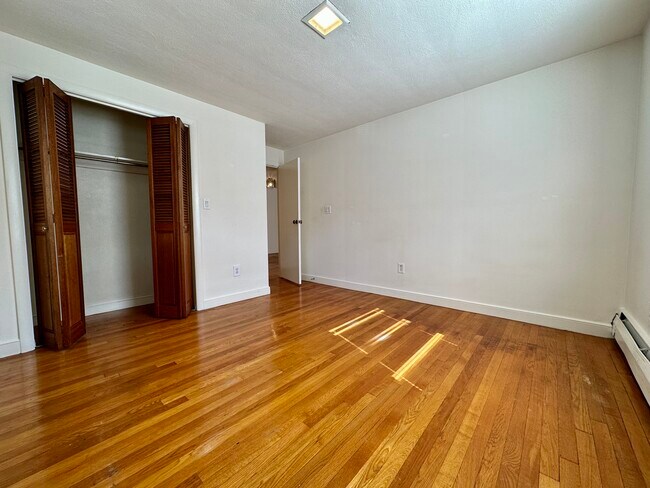 Building Photo - 246 Allston St
