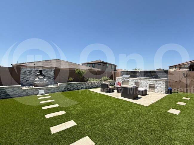 Building Photo - 8523 W Palo Verde Dr