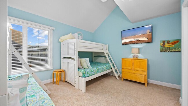 Building Photo - 224 Boardwalk-SI ID1309012P