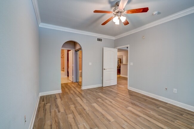 Building Photo - 2299 Lone Star Dr
