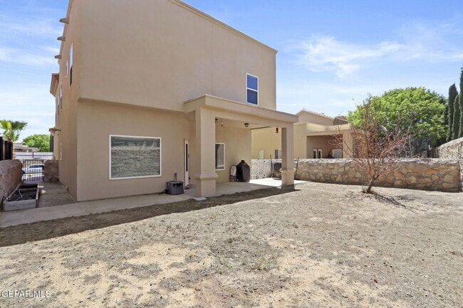 Building Photo - 11621 St Martin Way