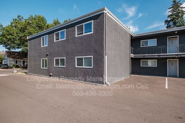 Building Photo - 205 6th Ave SE