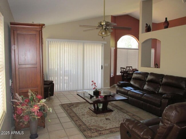 Building Photo - 8342 W Bluefield Ave