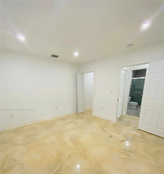 Building Photo - 7452 SW 12th St