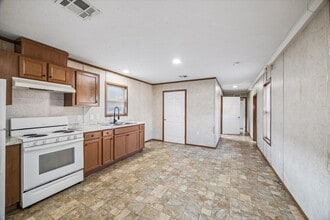Building Photo - 11910 Hazy Hill Dr