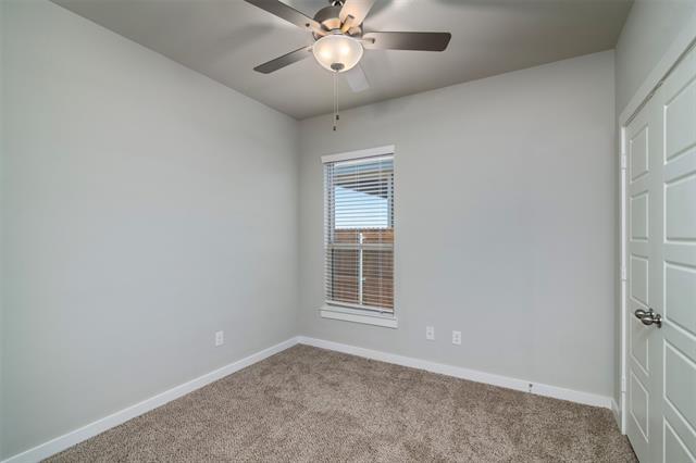 Building Photo - 645 Fallow Dr