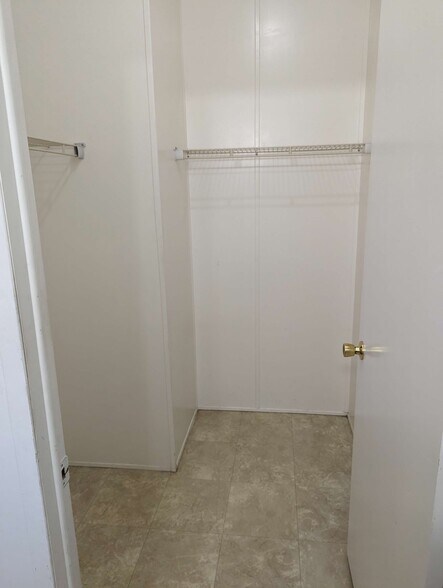 Building Photo - 2361 Sherman Ln