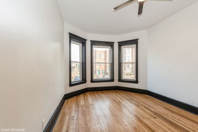 Building Photo - 6352 S Ingleside Ave