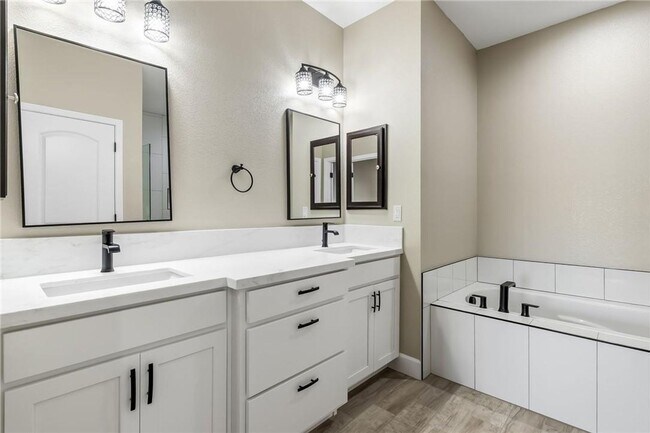 Building Photo - New Construction - New Community