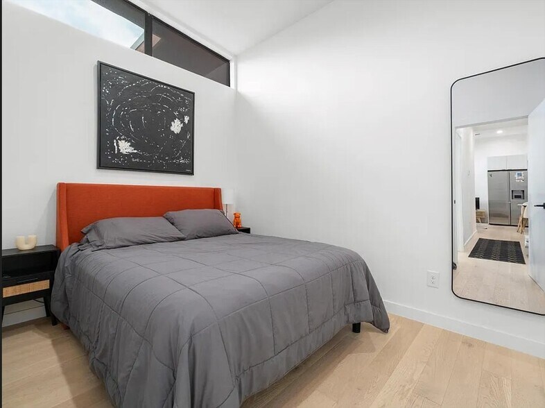 bedroom 2 - 400 E 30th St