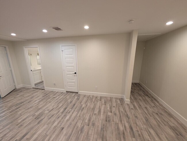 Building Photo - 7212 Corpus Christi St