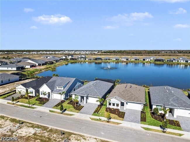 Building Photo - 44489 Panther Dr