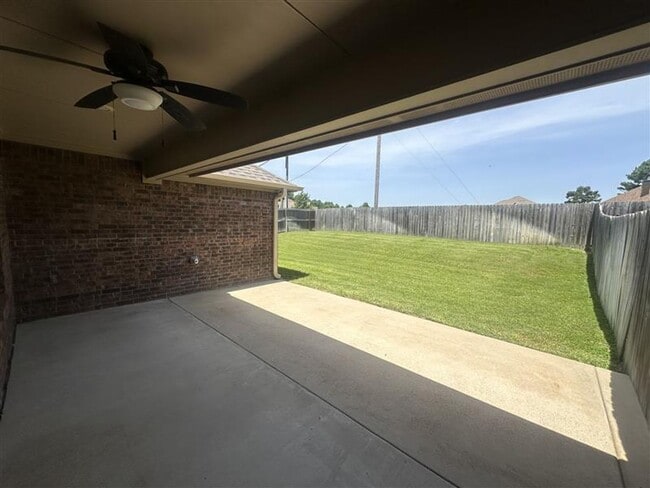 Building Photo - Stonebridge Villas #4083