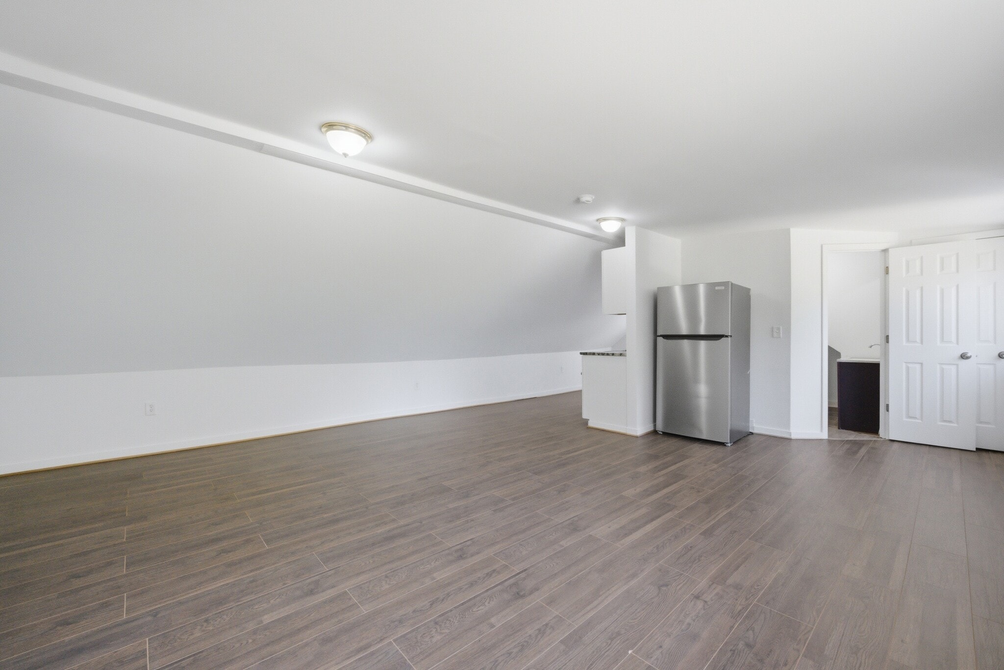 Building Photo - 302 Marlin Dr