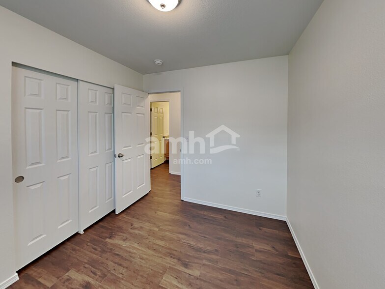 Building Photo - 6424 217th St E