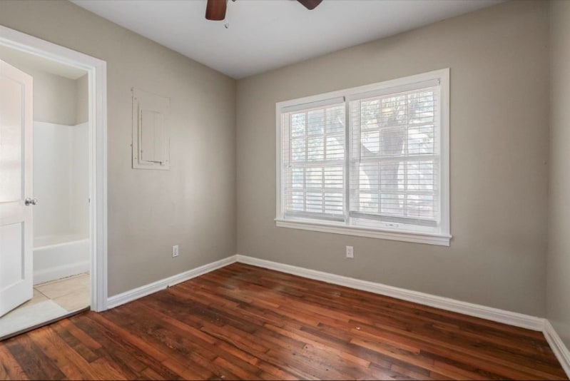 Building Photo - 106 Dixie Dr