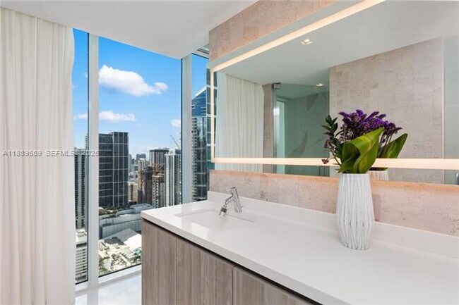 Building Photo - 1040 Biscayne Blvd