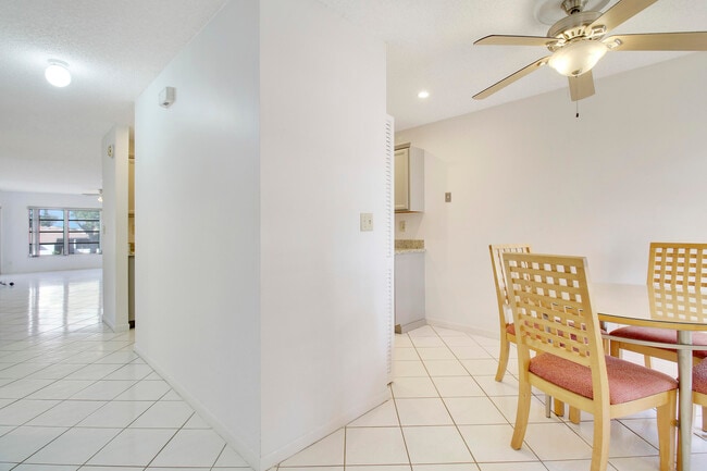 Building Photo - 5710 Princess Palm Ct