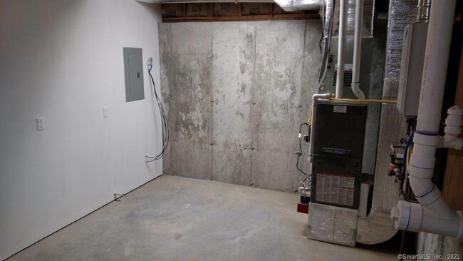 Building Photo - 1 Hamilton St