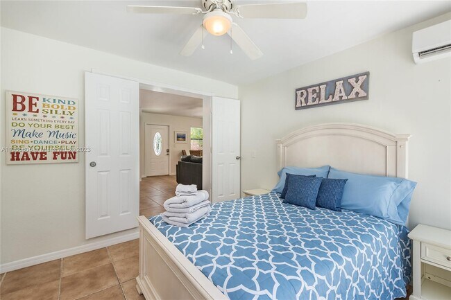 Building Photo - 26 NE 3rd St