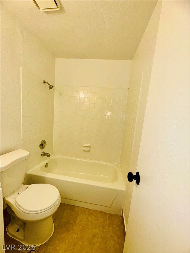 Building Photo - 4581 Macher Way