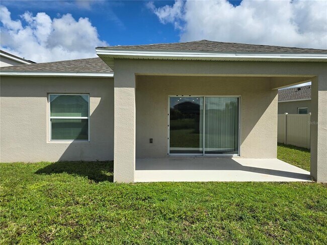 Building Photo - 11207 Fieldstone Dr