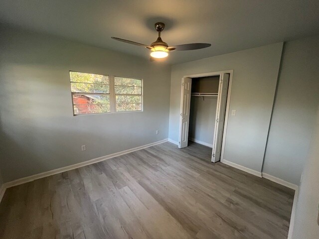 Building Photo - 1957 Knightsbridge Rd