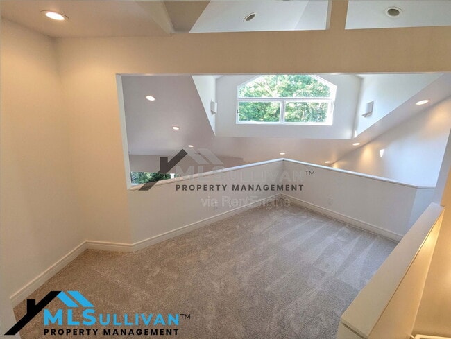 Building Photo - 1011 Wood Sage Dr