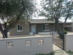 Building Photo - 5162 S 6th Ave