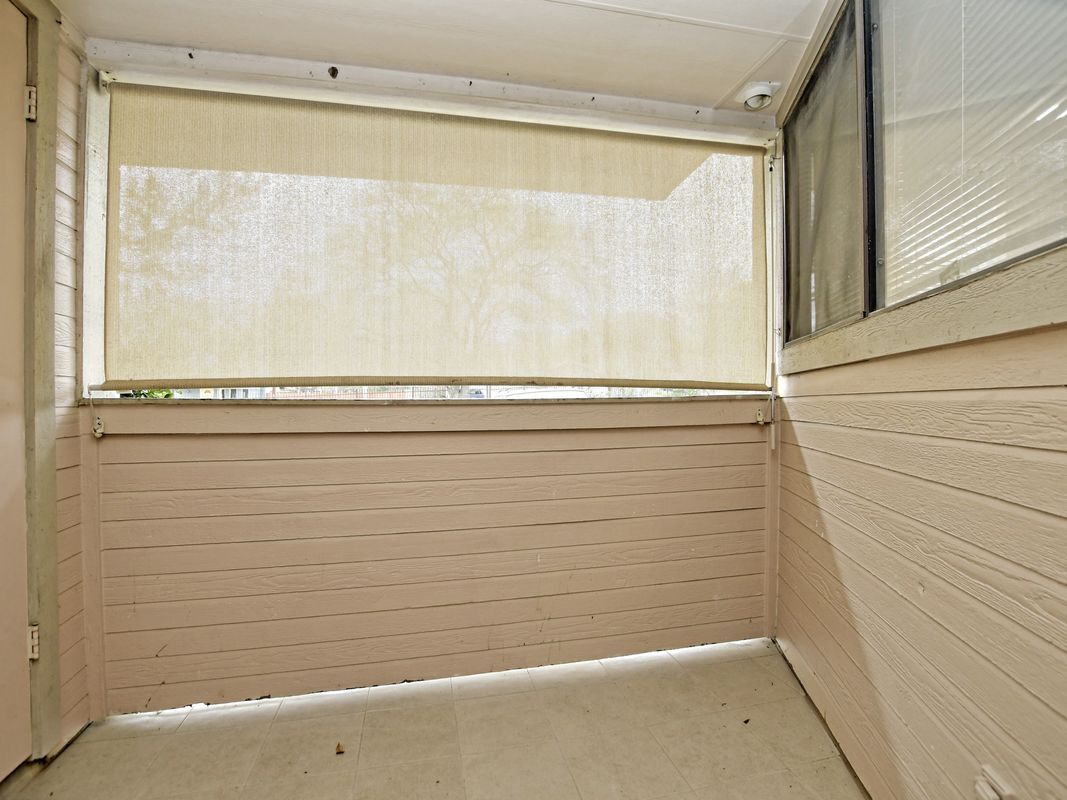 Building Photo - 2500 Burleson Ct
