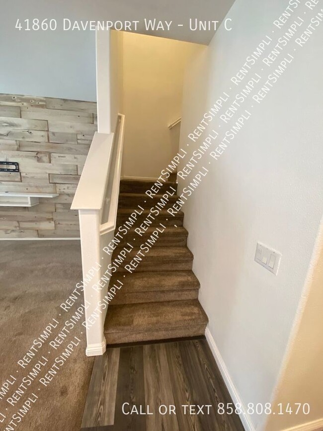 Building Photo - 41860 Davenport Way