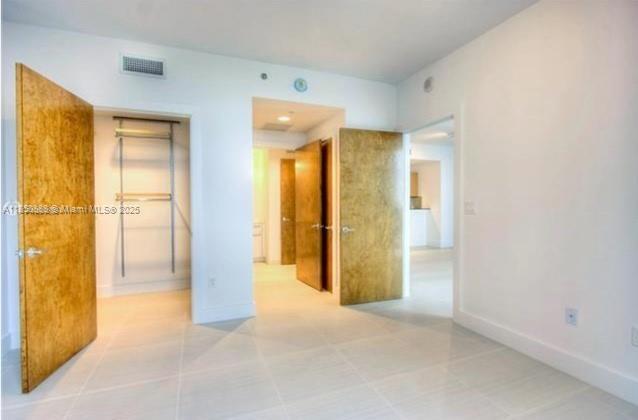 Building Photo - 1050 Brickell Ave