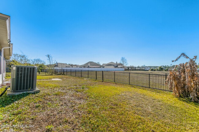 Building Photo - 3265 Woodglen Dr