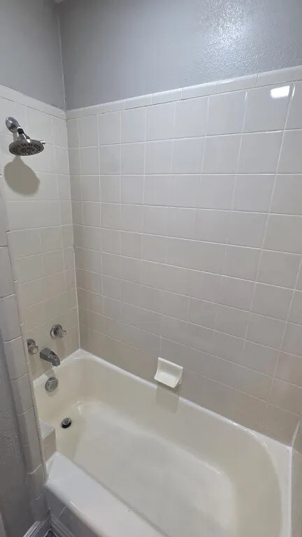 Building Photo - 5429 Dazzle Dr