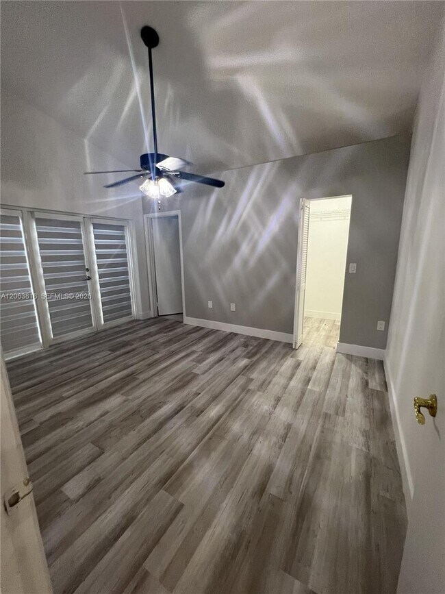 Building Photo - 289 SW 159th Ln