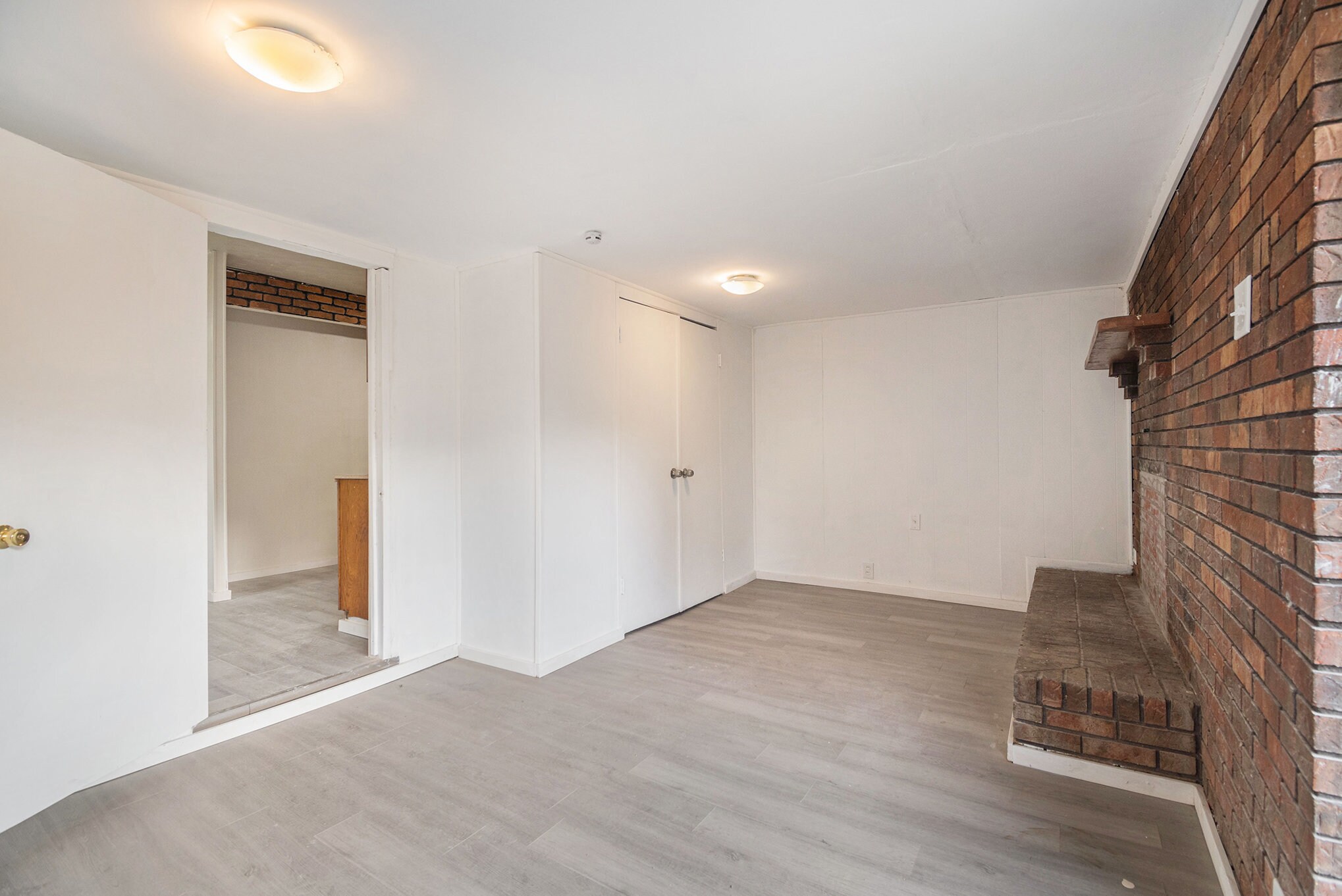 Building Photo - 126 Saint Robert Dr