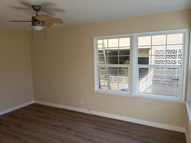 Building Photo - 919 17th St