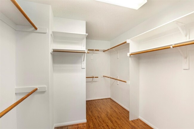 Building Photo - 7031 Ballinger Ridge Ln