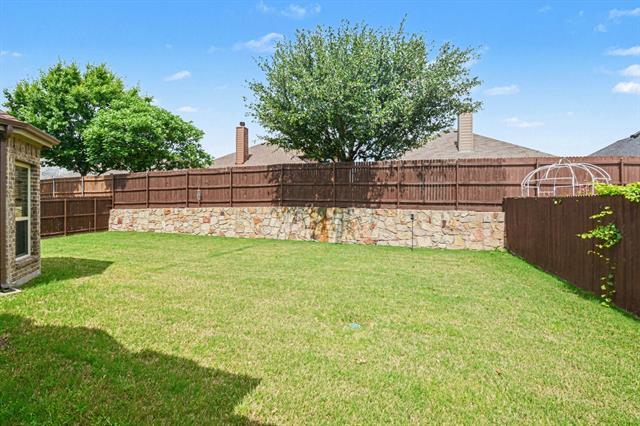 Building Photo - 708 Yarrow St