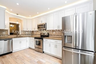 Building Photo - Updated 3-Bedroom, 2.5-Bath Townhome with Loft & Private Deck