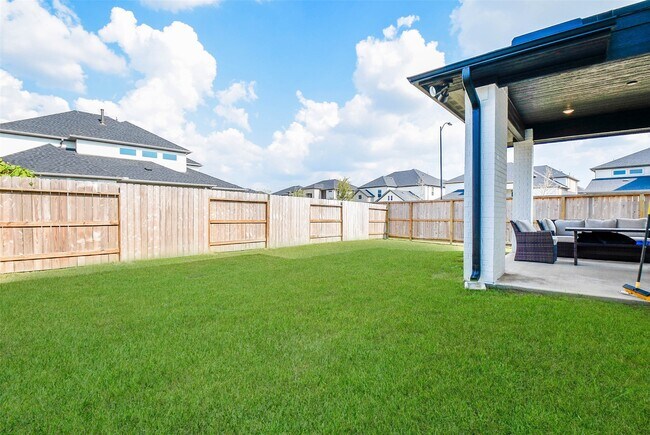 Building Photo - 8906 Luddenham Lilac Ln