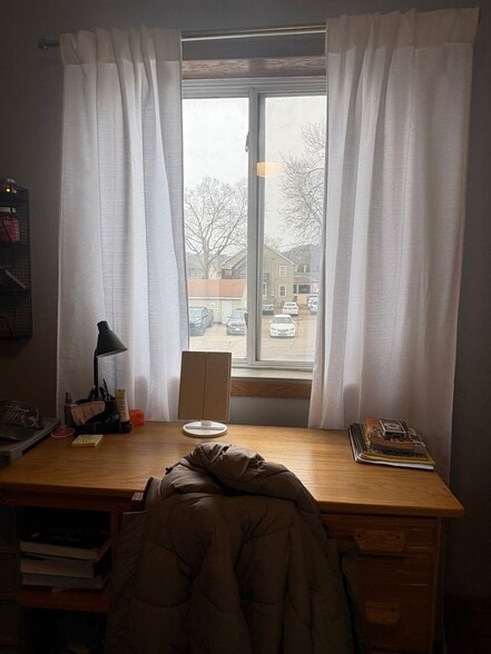 Building Photo - 216 West Ave