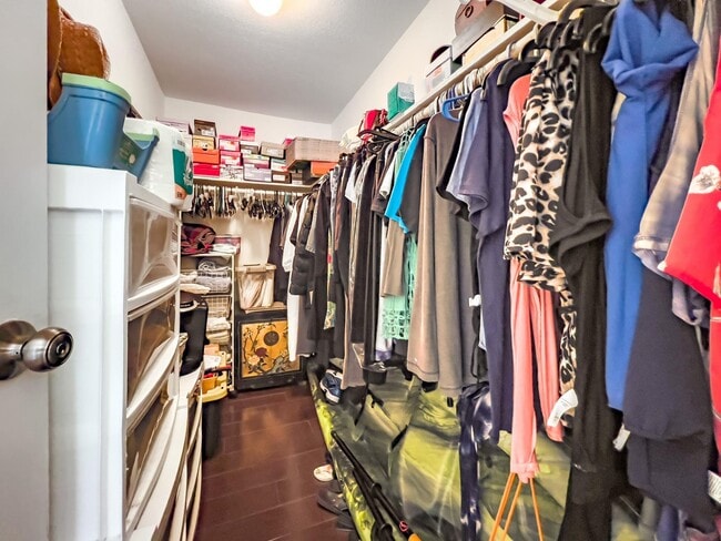 Building Photo - 3506 Cove View Blvd