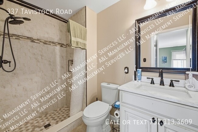 Building Photo - 337 Tavistock Rd