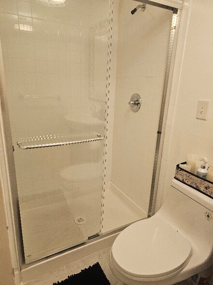 Building Photo - 7500 Harrison Ln