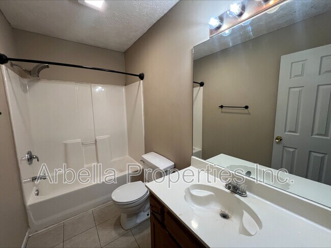 Building Photo - 2637 US-11W