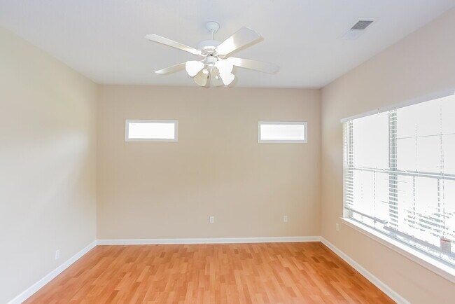 Building Photo - 9296 McClendon Cir N