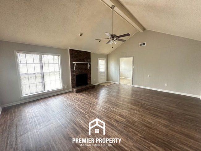 Building Photo - 4505 Stony Point Dr